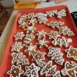 Random image: 20251202 zdobení perníčků v klubu (4)