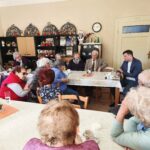 Random image: 20260409_beseda se starostou 3